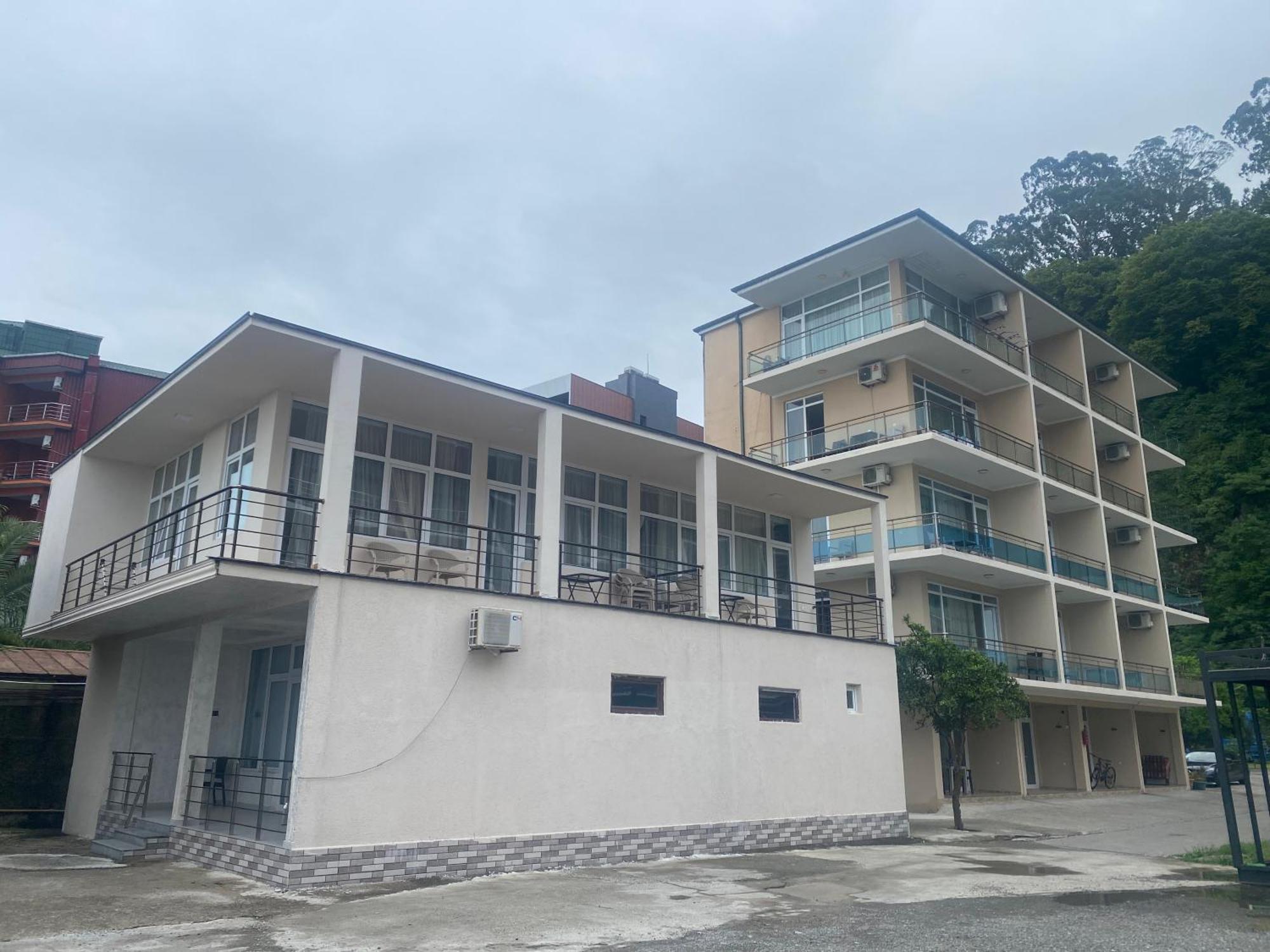 SUNSHINE Hotel Kwariati Exterior foto